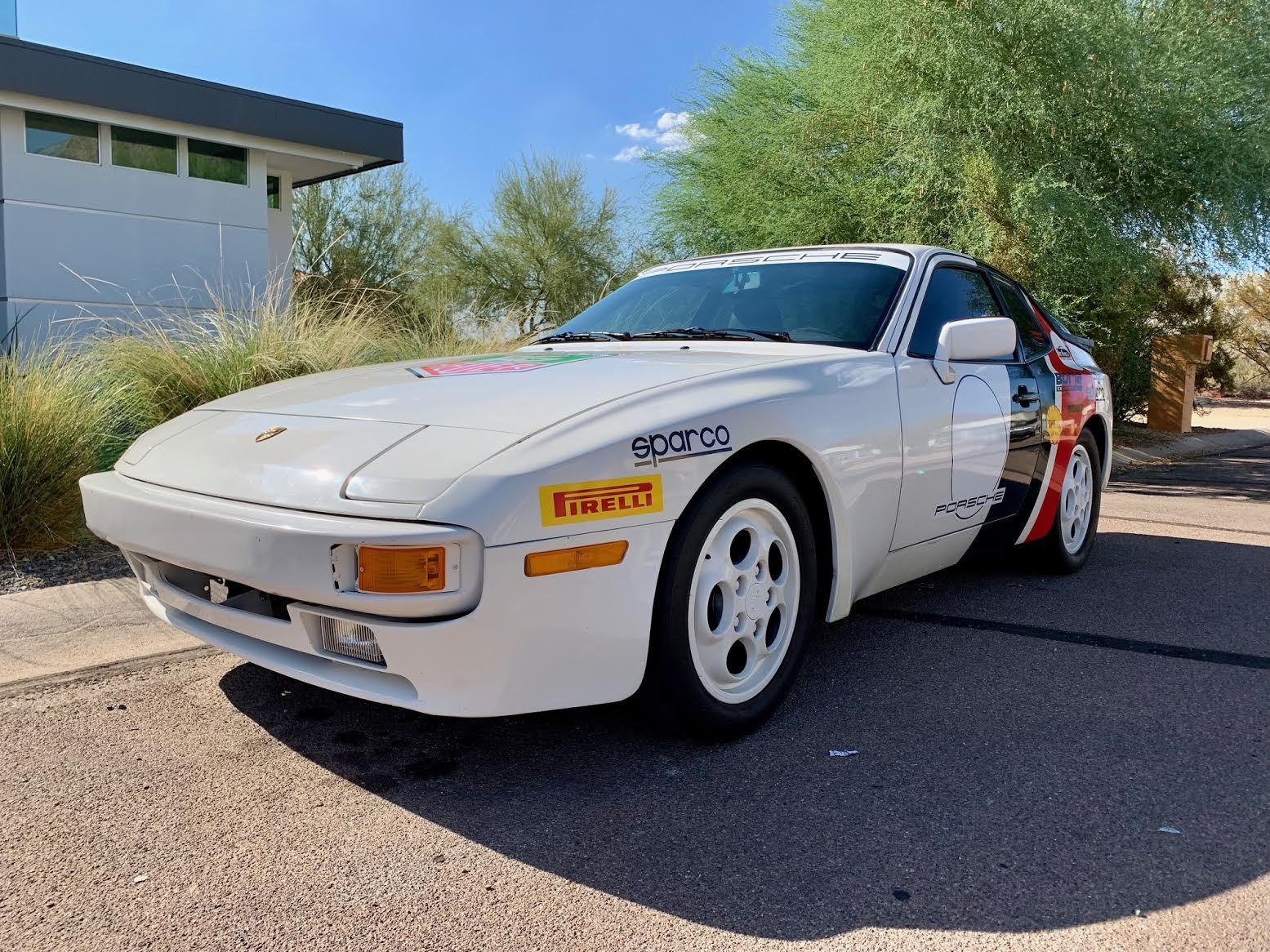 PORSCHE 944 RACE CAR - 1987 - Vendue